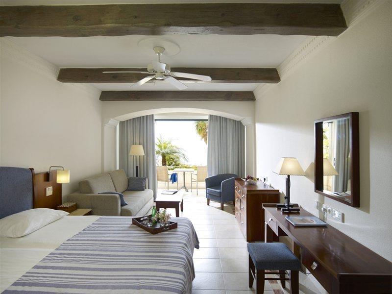 Columbia Beachotel Pissouri Luaran gambar